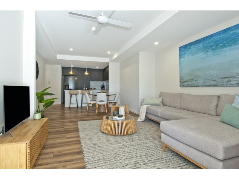 30 Careel Close, Helensvale QLD 4212