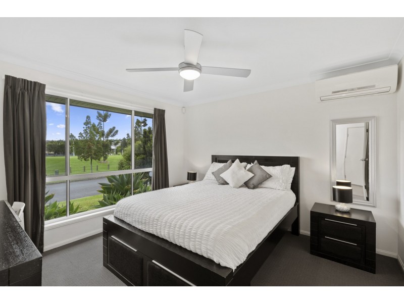 20 Bellinger Key, Pacific Pines QLD 4211