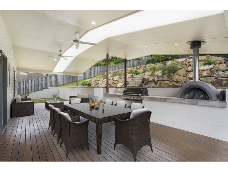 31 Yamba Street, Pacific Pines QLD 4211