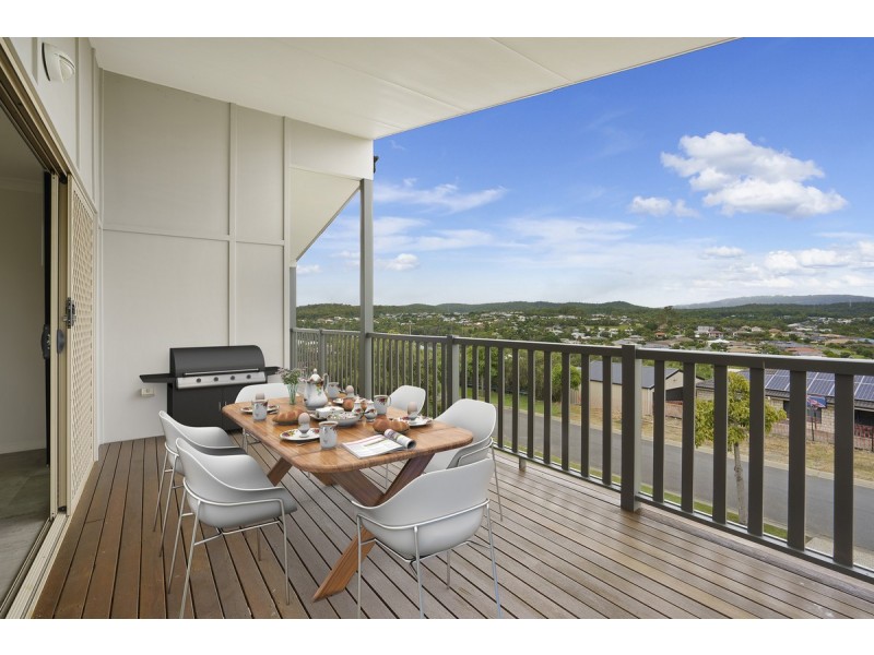 31 Yamba Street, Pacific Pines QLD 4211