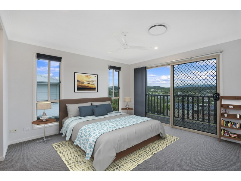 31 Yamba Street, Pacific Pines QLD 4211