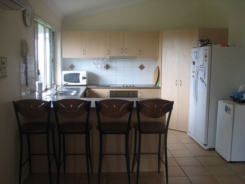 18 Bonin Close, Pacific Pines QLD 4211