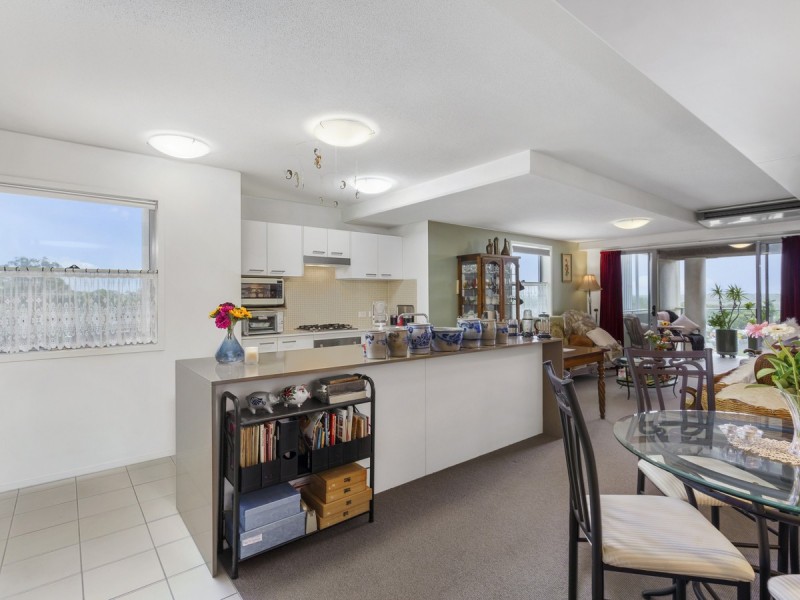 1601/111 Lindfield Road, Helensvale QLD 4212