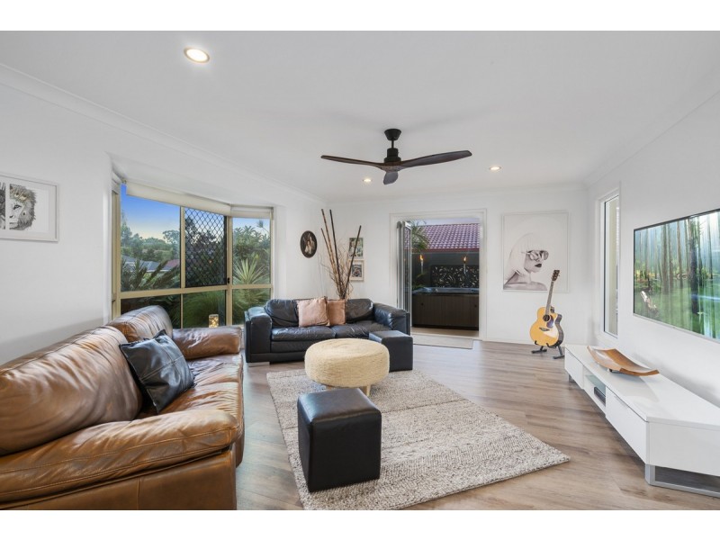 18 Catchlove Street, Maudsland QLD 4210