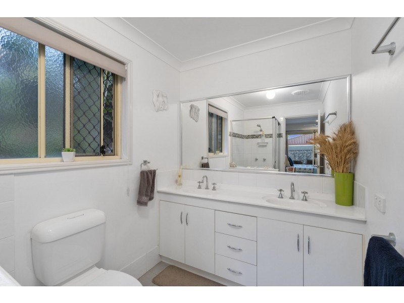 18 Catchlove Street, Maudsland QLD 4210