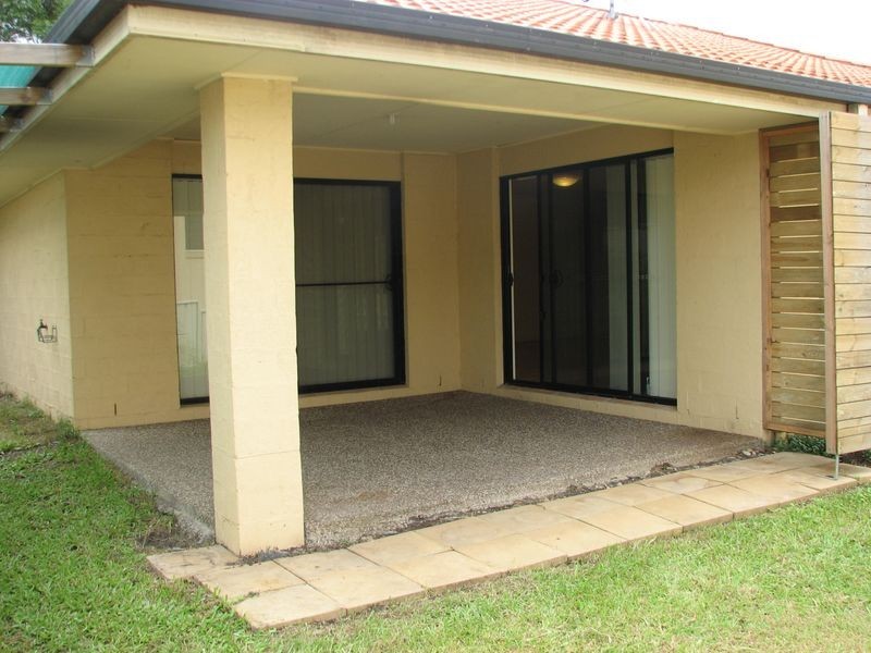 26 Ingles Circuit, Arundel QLD 4214