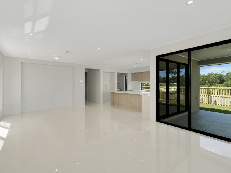 41 Laurel Drive, Helensvale QLD 4212