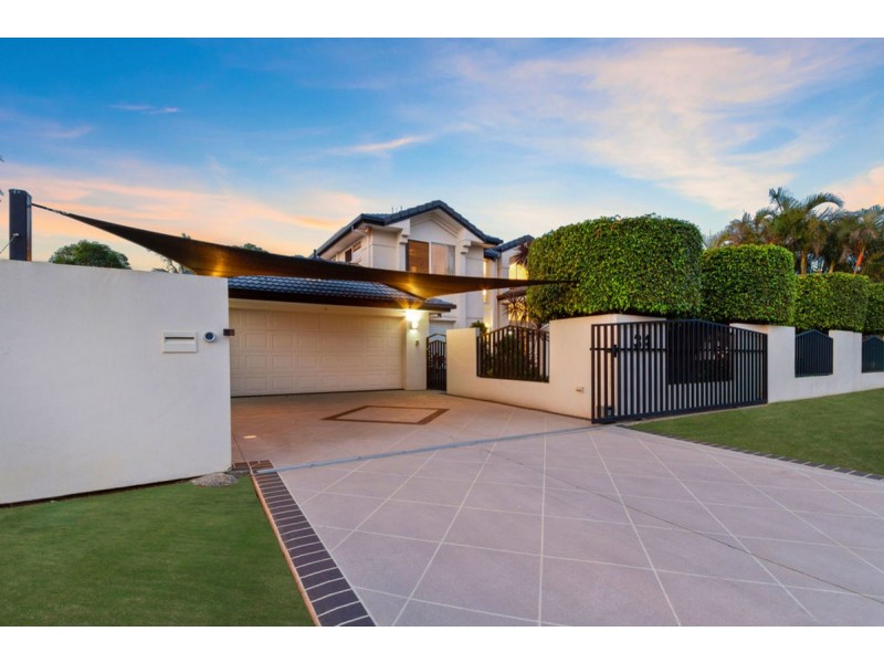 34 Saltwater Terrace, Helensvale QLD 4212