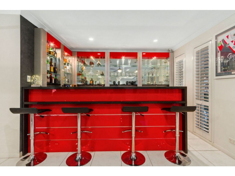 34 Saltwater Terrace, Helensvale QLD 4212