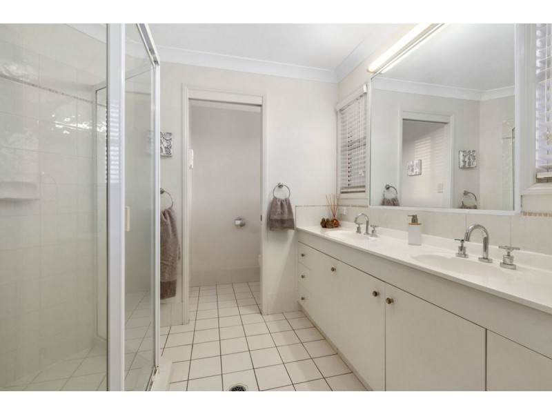 34 Saltwater Terrace, Helensvale QLD 4212