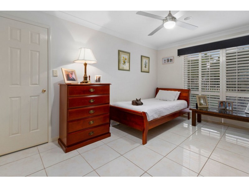 34 Saltwater Terrace, Helensvale QLD 4212