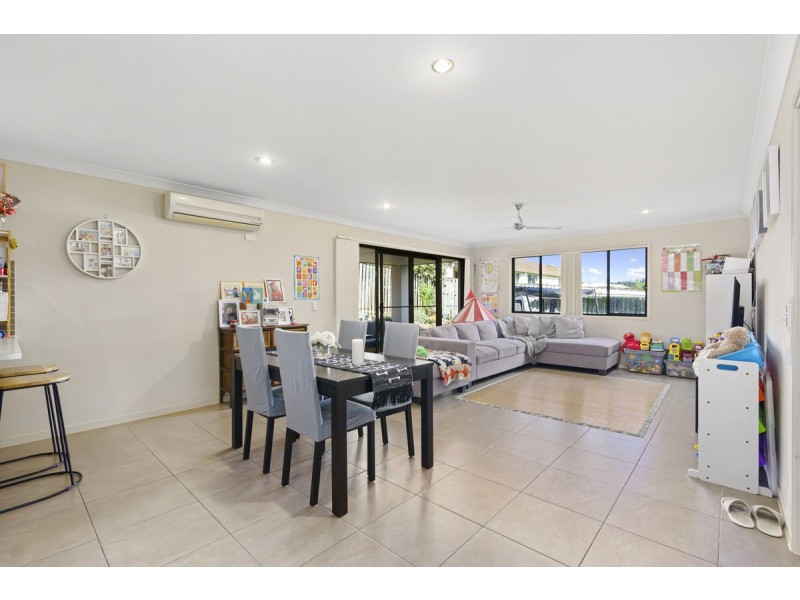 1/1 Brunswick Street, Pacific Pines QLD 4211