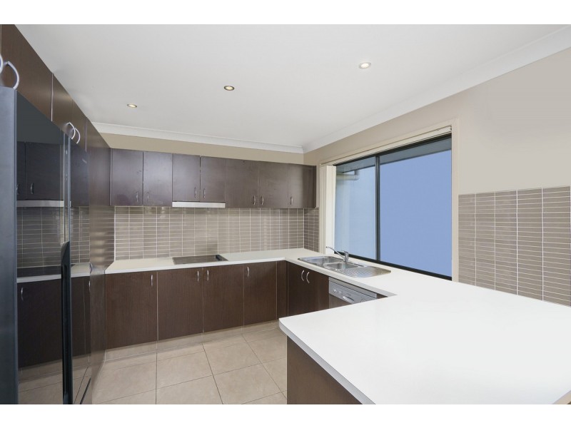 1/1 Brunswick Street, Pacific Pines QLD 4211