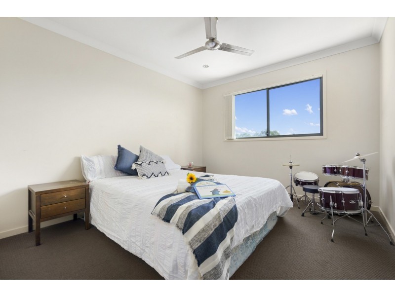 1/1 Brunswick Street, Pacific Pines QLD 4211