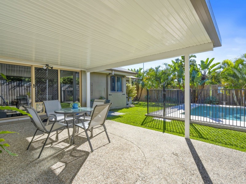 11 Witheren Circuit, Pacific Pines QLD 4211