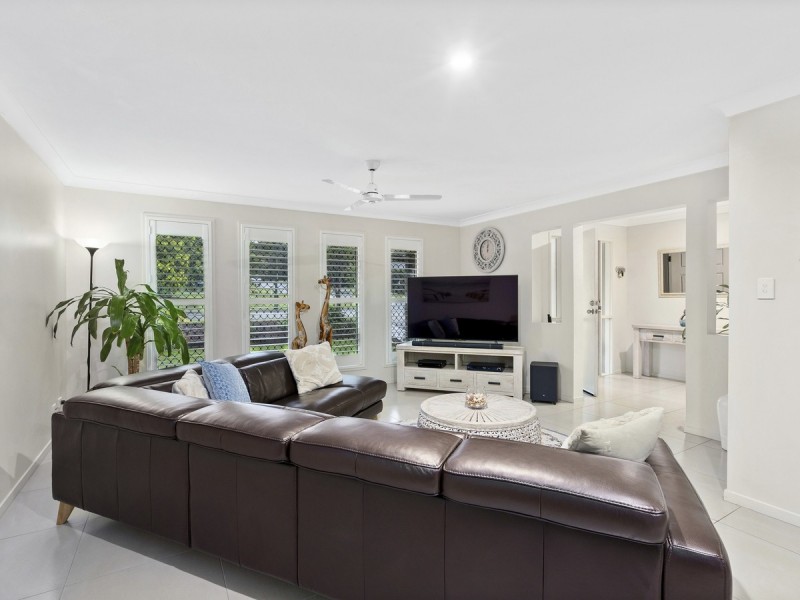 11 Witheren Circuit, Pacific Pines QLD 4211