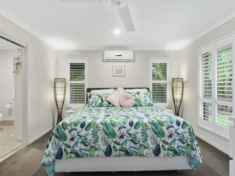 11 Witheren Circuit, Pacific Pines QLD 4211