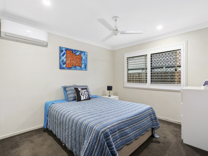 11 Witheren Circuit, Pacific Pines QLD 4211