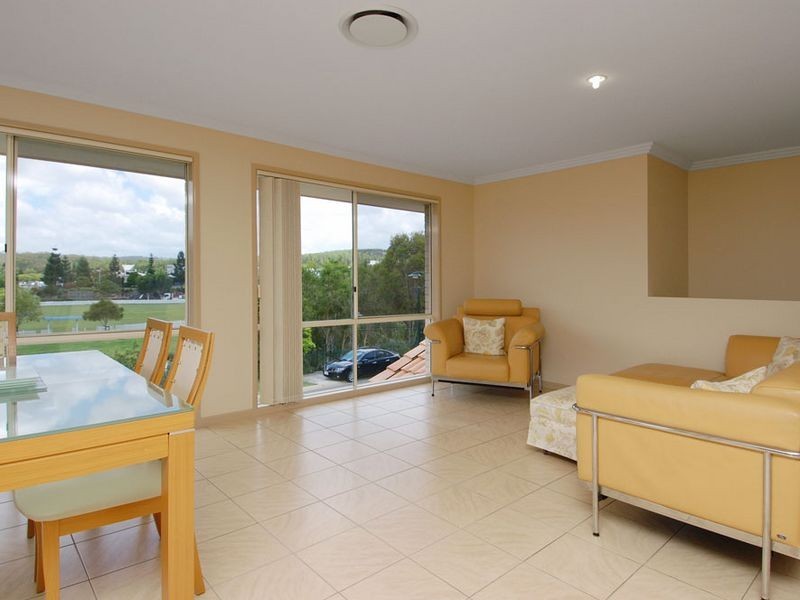 39 Sheffield Circuit, Pacific Pines QLD 4211