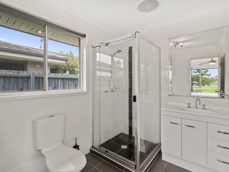 20 Bellinger Key, Pacific Pines QLD 4211