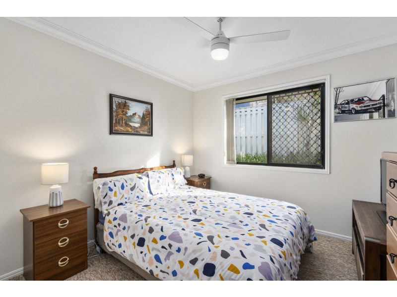 14 Palm Street, Pacific Pines QLD 4211