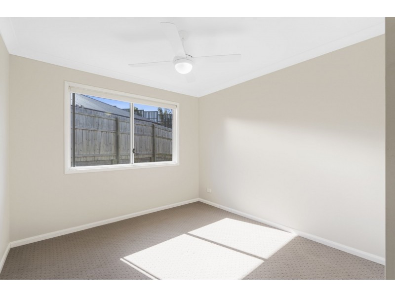 14 Angahook Crescent, Upper Coomera QLD 4209