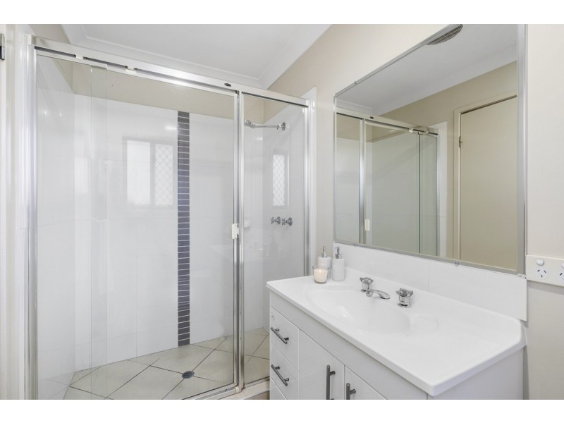 83 Mcauley Parade, Pacific Pines QLD 4211