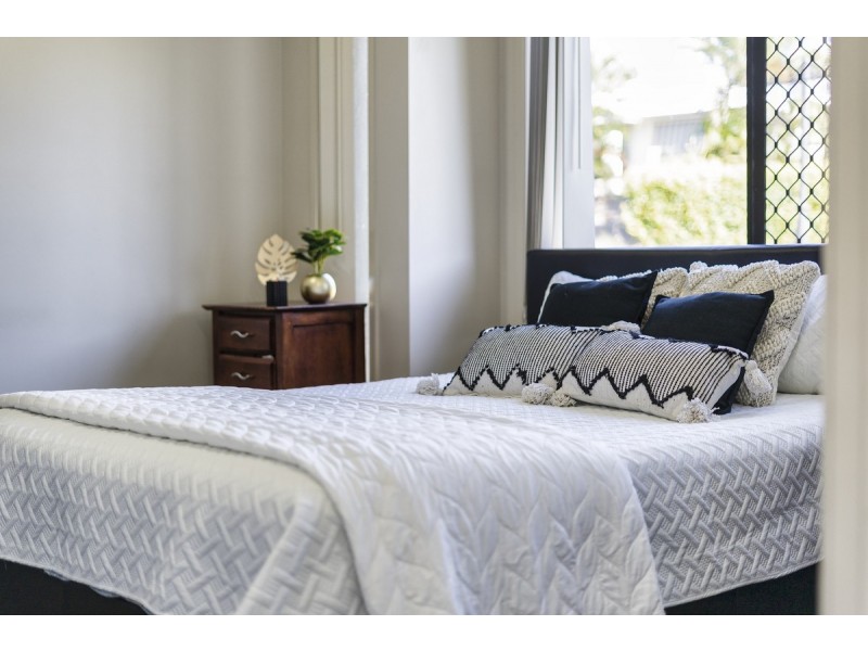 83 Mcauley Parade, Pacific Pines QLD 4211