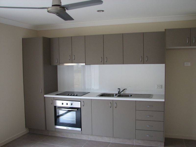 2/1 Bushland Place, Maudsland QLD 4210