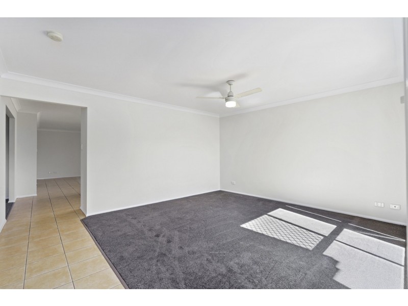 29 Sheffield Circuit, Pacific Pines QLD 4211