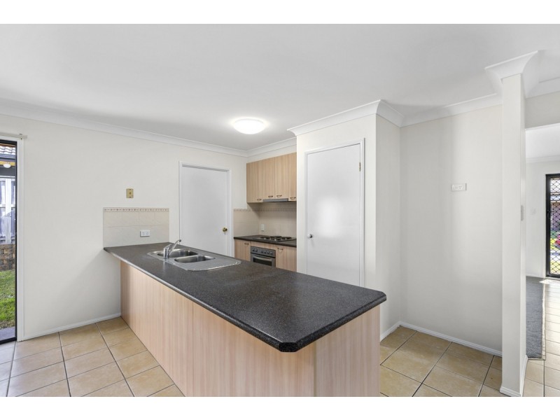 29 Sheffield Circuit, Pacific Pines QLD 4211