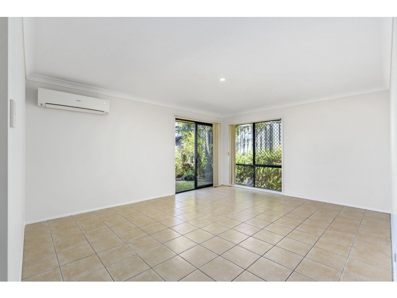 29 Sheffield Circuit, Pacific Pines QLD 4211