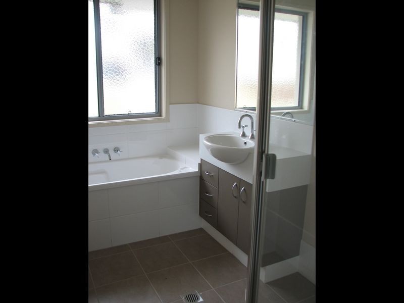 1/1 Bushland Place, Maudsland QLD 4210