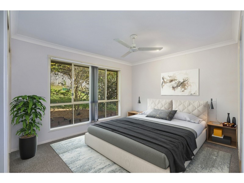 30 Papara Street, Pacific Pines QLD 4211