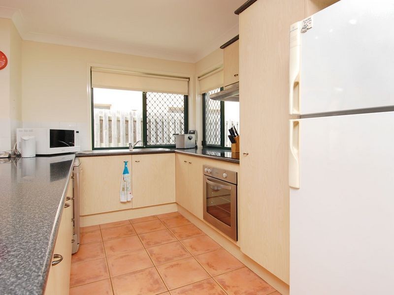39 Marble Arch Place, Arundel QLD 4214