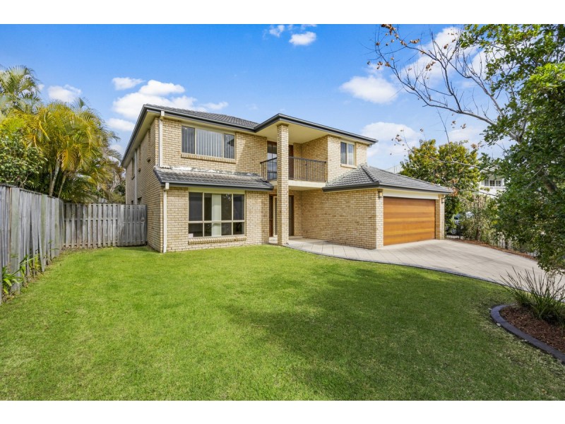 9 Mellum Circuit, Pacific Pines QLD 4211