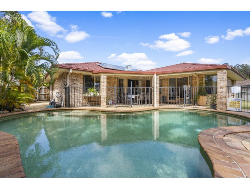 10 Rimatara Rise, Pacific Pines QLD 4211