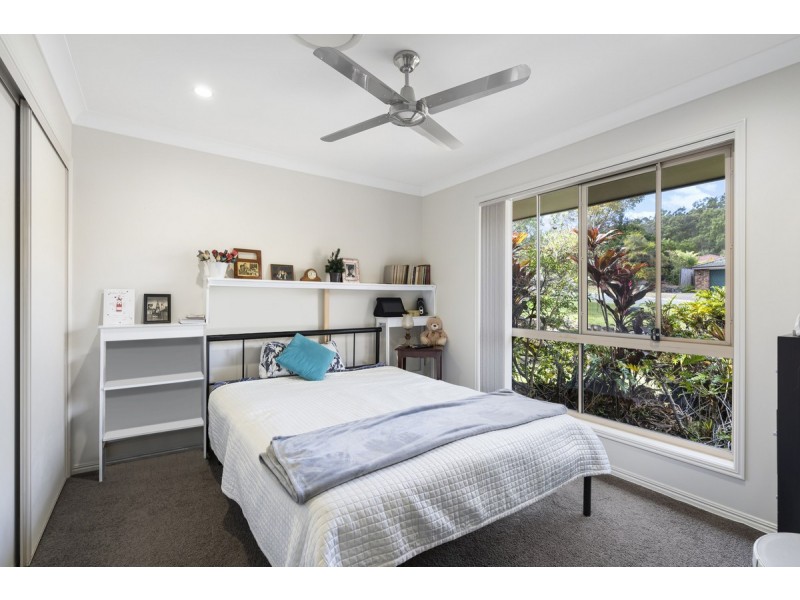 10 Rimatara Rise, Pacific Pines QLD 4211