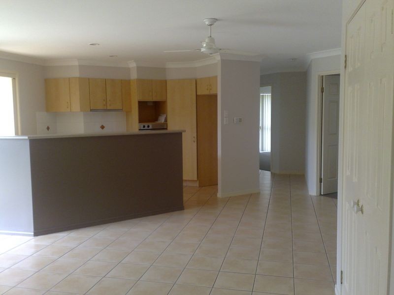 30 Manra Way, Pacific Pines QLD 4211