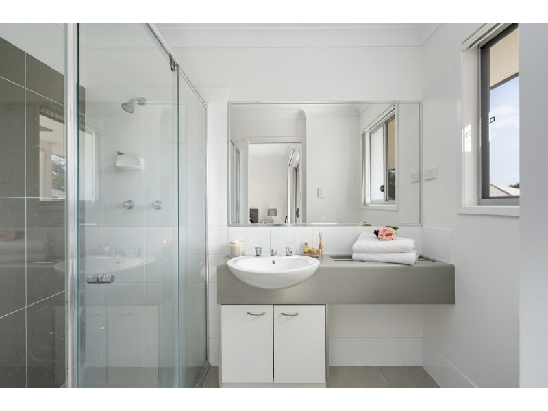 45/1 McAuley Parade, Pacific Pines QLD 4211