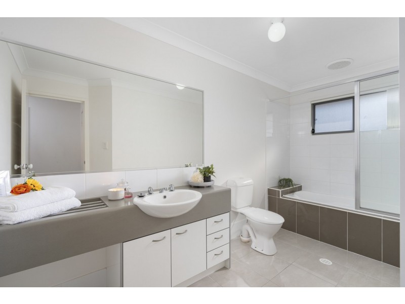 45/1 McAuley Parade, Pacific Pines QLD 4211