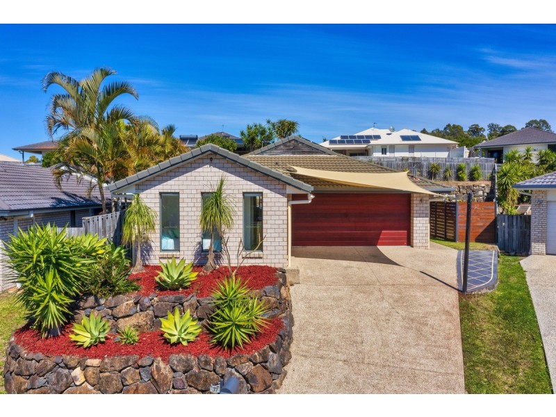 37 Manning Circuit, Pacific Pines QLD 4211