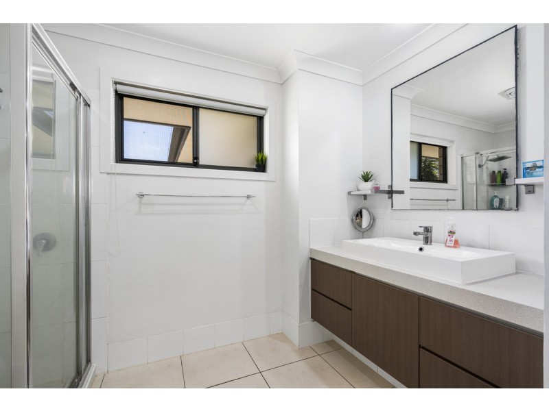 37 Manning Circuit, Pacific Pines QLD 4211