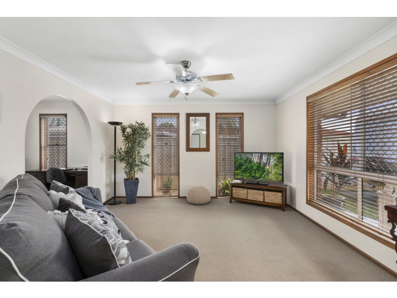 8 Lefroy Drive, Coombabah QLD 4216