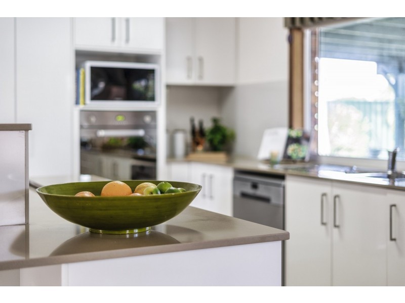 8 Lefroy Drive, Coombabah QLD 4216