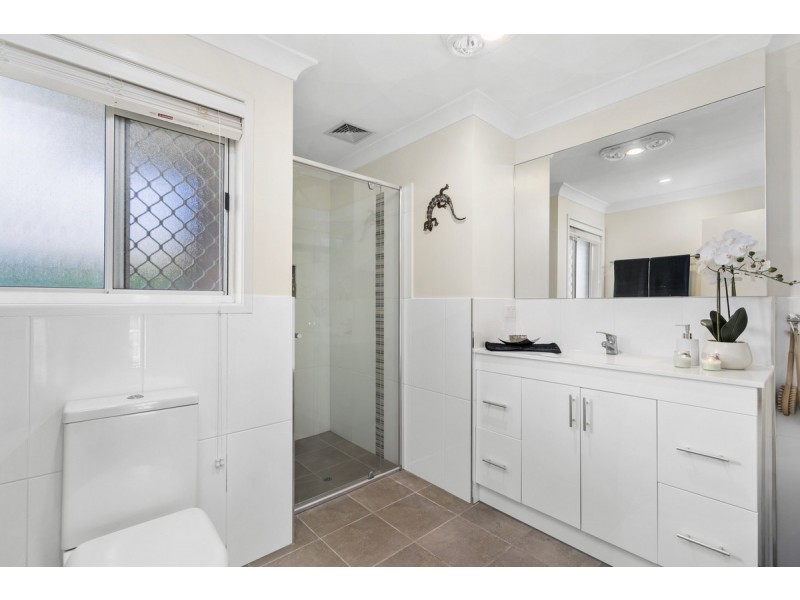 8 Lefroy Drive, Coombabah QLD 4216