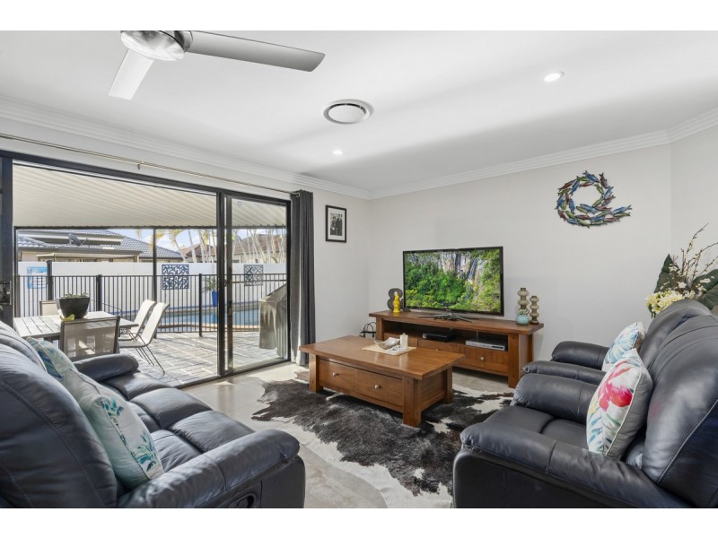 20 Grande Terrace, Helensvale QLD 4212