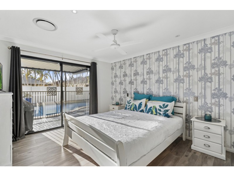 20 Grande Terrace, Helensvale QLD 4212