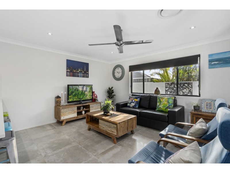 20 Grande Terrace, Helensvale QLD 4212