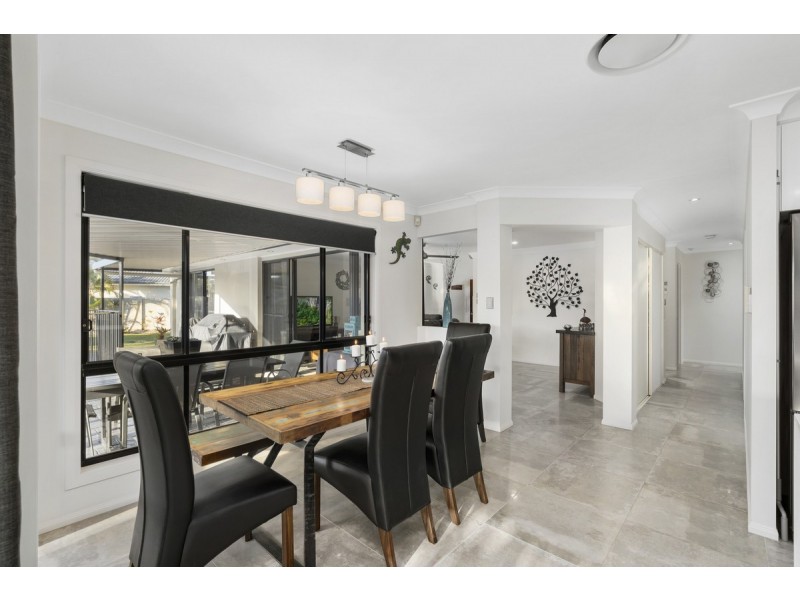 20 Grande Terrace, Helensvale QLD 4212